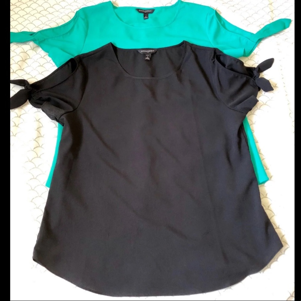 2 Banana Republic tops